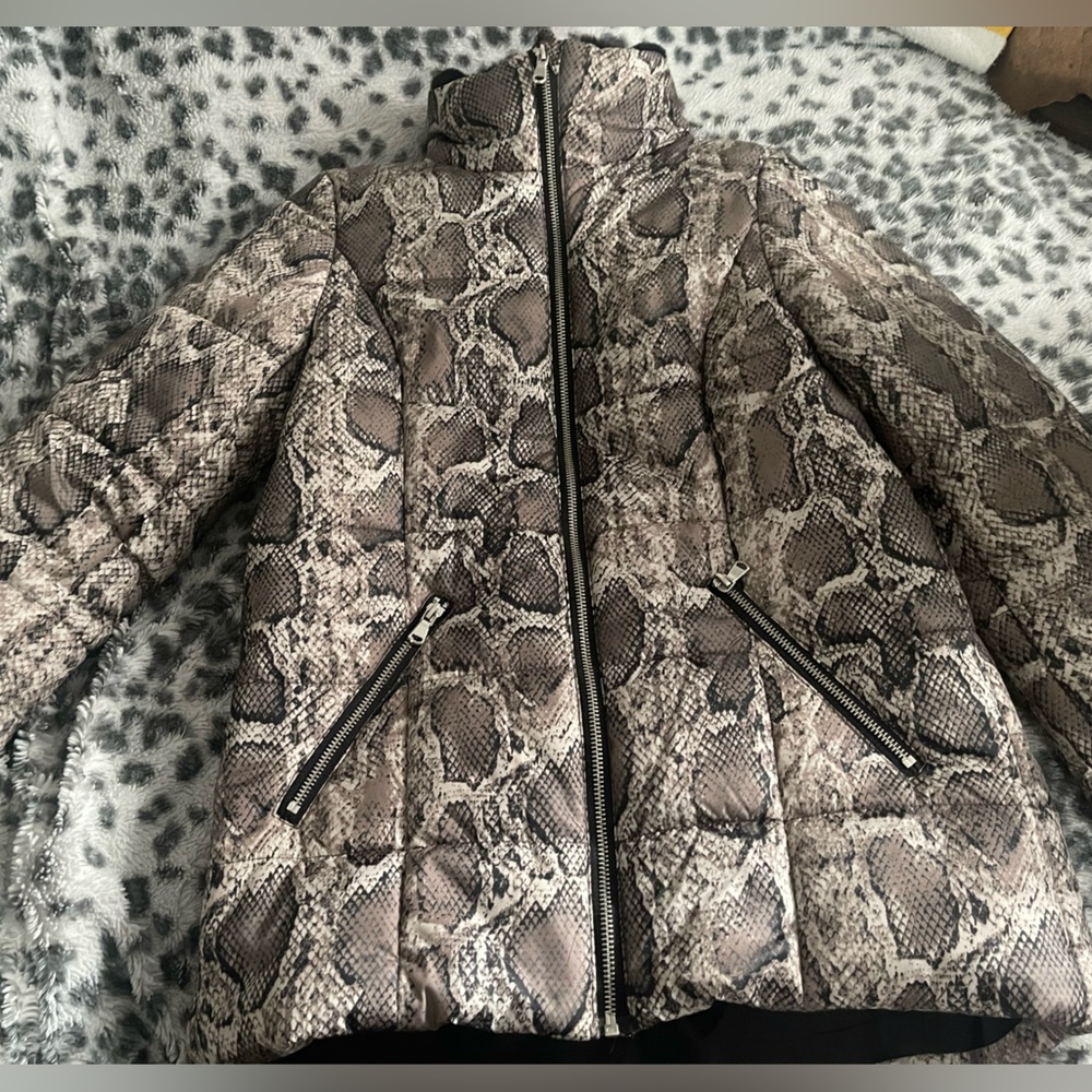 Vero Moda Snakeprint winter jacket size Small